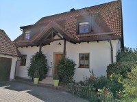 Bild (b0d14ace2302b6bc25d9a99614b5c8e9): Gro�es Familiendomizil nur ca. 15 Min. von Bayreuth!