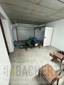 Garage Einzigartiges landwirtschaftliches Anwesen 
- Wohnhaus, Scheunen und noch viel mehr!