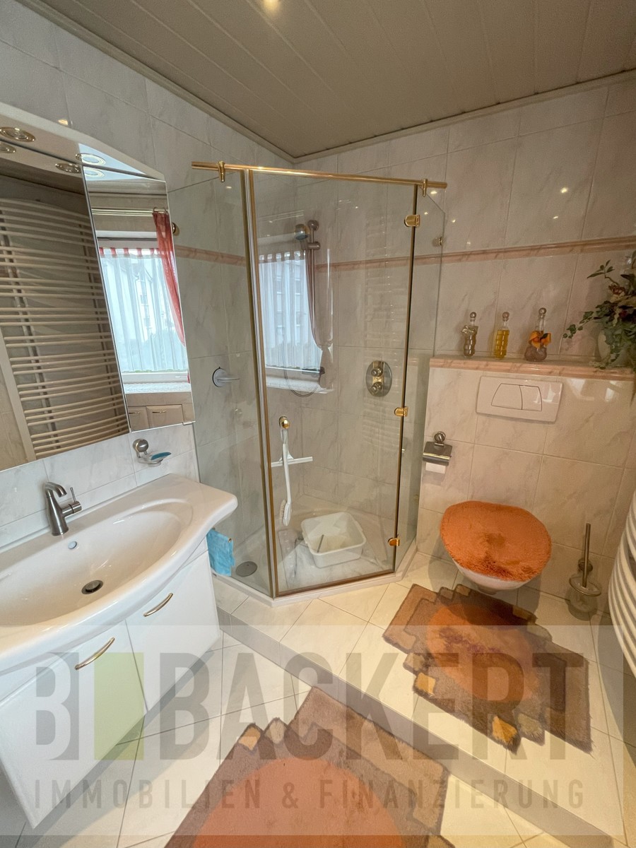 Badezimmer Obergeschoss Einfamilienhaus Altenkunstadt