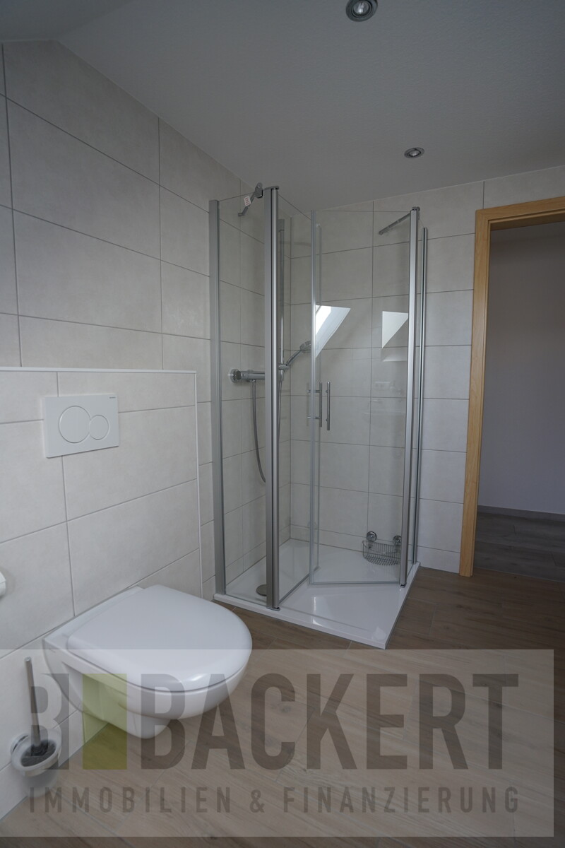 Badezimmer Dachgeschosswohnung Altenkunstadt