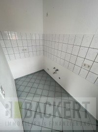 Bild (bea501abc5c5aa086d9ddcf674dcf93c): Helle, ger�umige 2-Zimmer-Wohnung im Herzen von Ruhla -Dachgeschoss-
