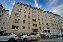 Stra�enansicht Helles & renoviertes 1-Zimmer-Appartement in Schwabing-West - frei ab sofort!