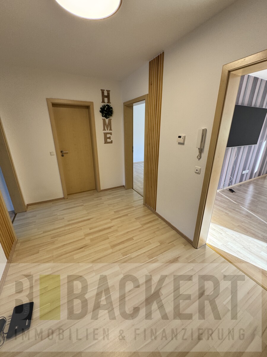 Flurbereich EG Zweifamilienhaus Weismain