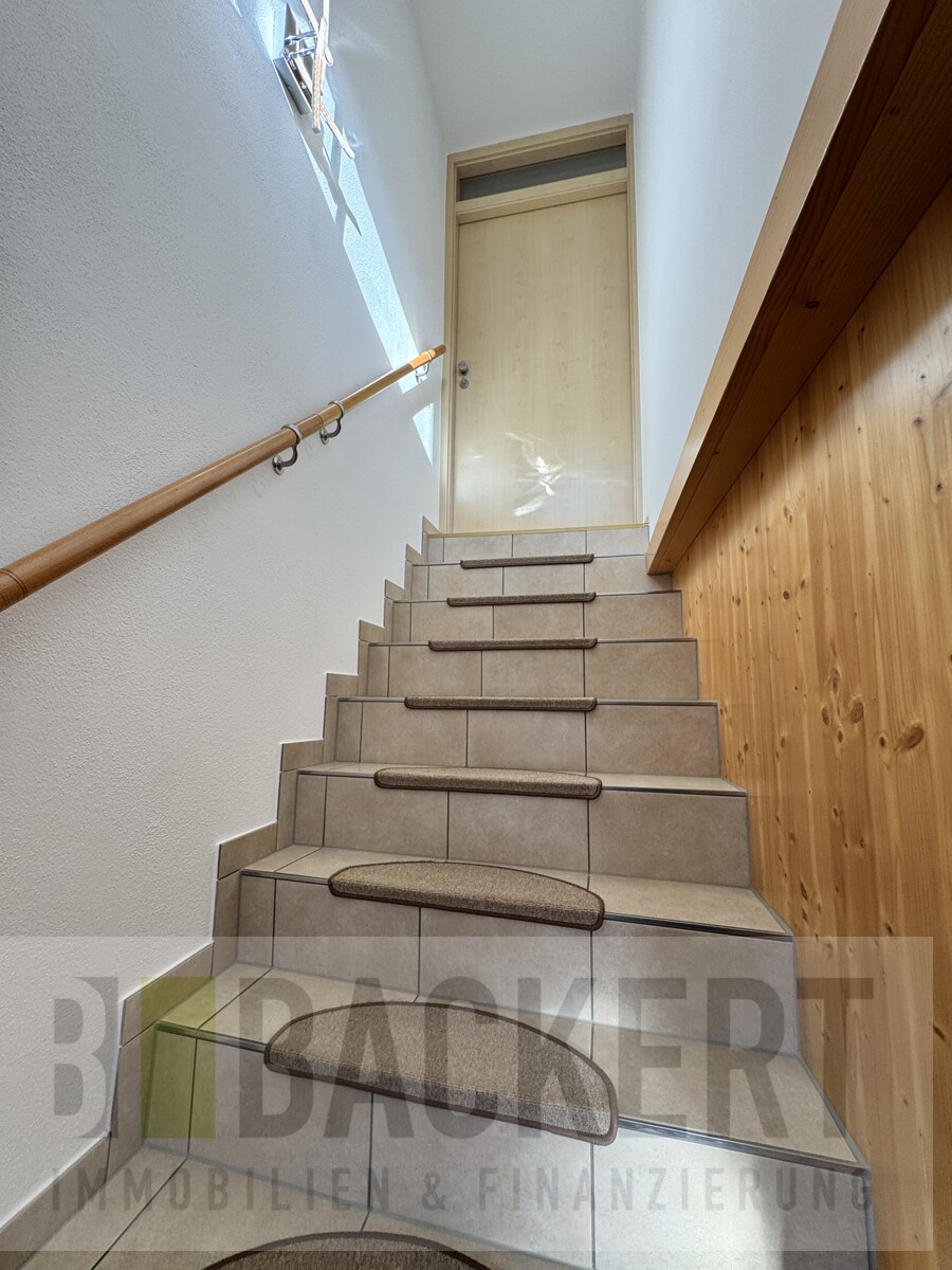 Treppenhaus Zweifamilienhaus Weismain