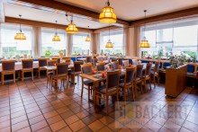 Restaurant Etabliertes Gasthaus mit Fremdenzimmern, Nebengeb�ude und viel Grund sucht Wirtsleute!
