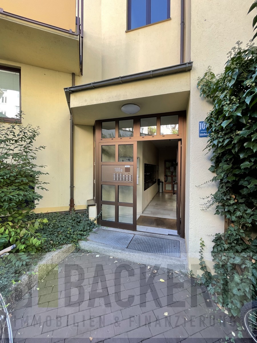 Hauseingang Etagenwohnung M�nchen