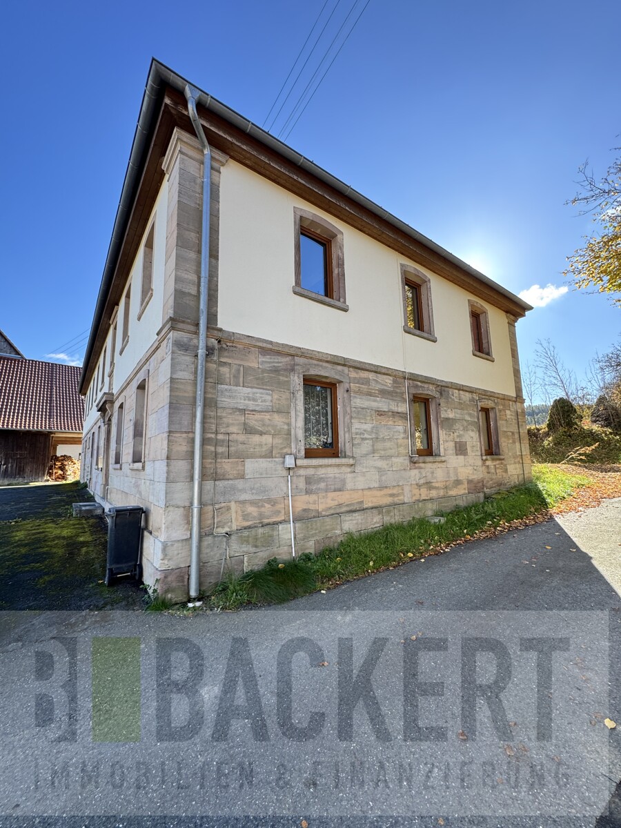 Seitenansicht Einfamilienhaus Kulmbach / L�sau
