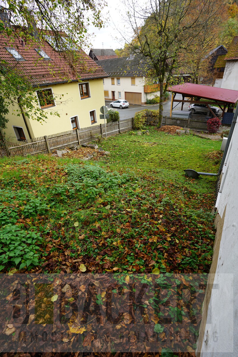 seitlicher Gartenbereich Landhaus Wonsees / Schirradorf