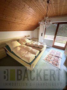 Schlaf-/Kinderzimmer DG Gro�es Wohnhaus mit Einliegerwohnung und tollem Garten in BT-Oberpreuschwitz!
