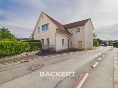 Hauptbild Zentrale Lage, große Möglichkeiten - renovierungsbedürftiger Altbau sucht geschickte Hände